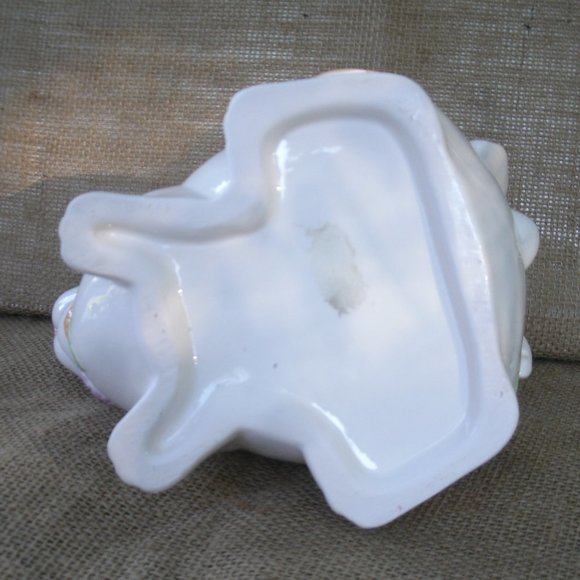 Vintage Ceramic Rabbit Basket Style Planter - Picture 10 of 16